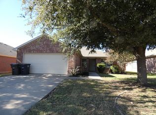 5817 Thoroughbred Ct, Fort Worth, TX 76179