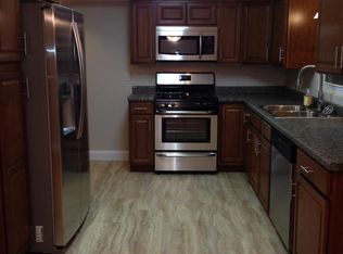 716 Golf Course Rd APT 2, Aliquippa, PA 15001