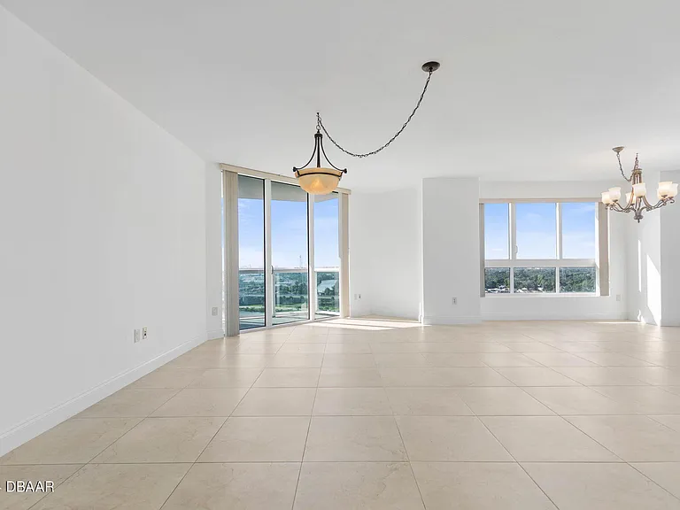 231 Riverside Dr #12091 — Photo 23