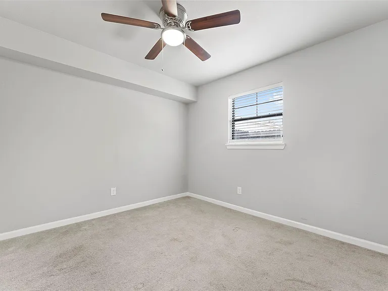 9130 Vogue Ln #B — Photo 17