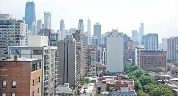 2nd image of 1555 N Dearborn Pkwy APT 21A