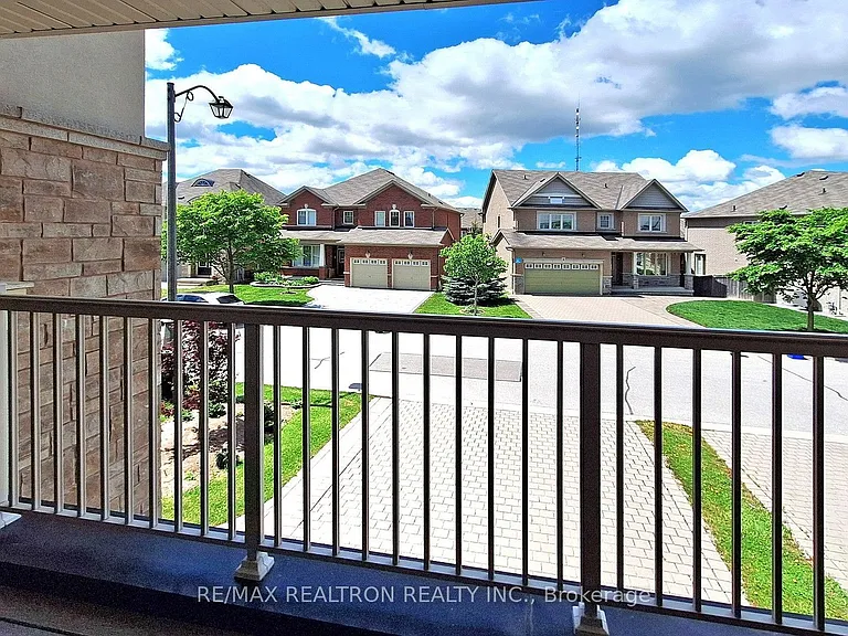 7 Military Ct — Photo 42