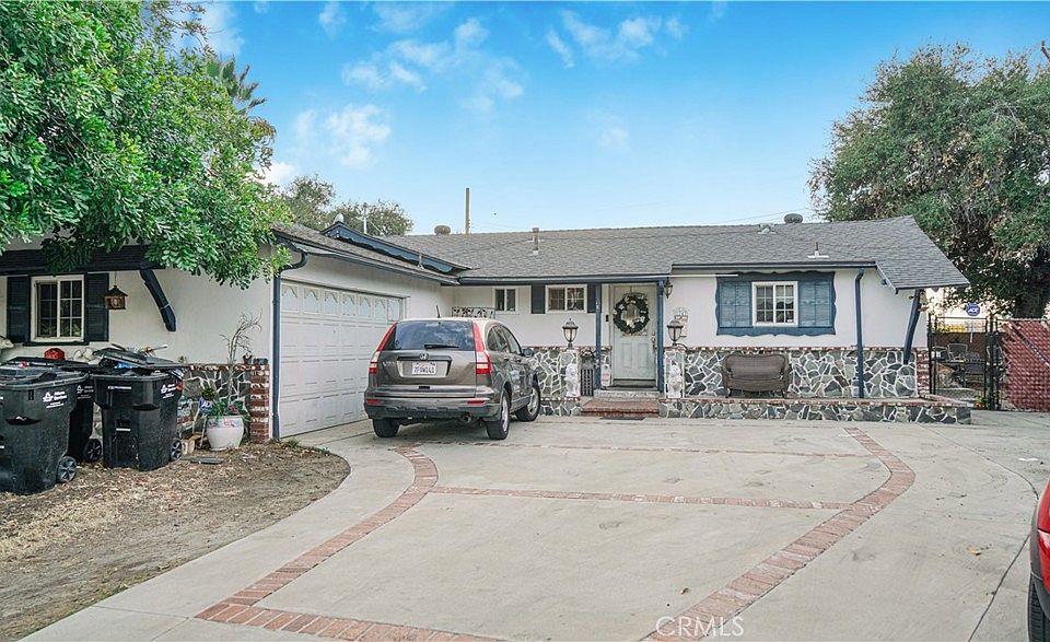 1st image of 1747 S Bender Ave
