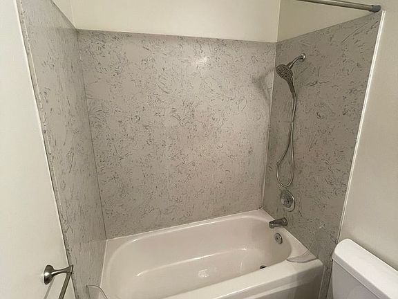 4th image of 2210 Yale Ave E APT 102