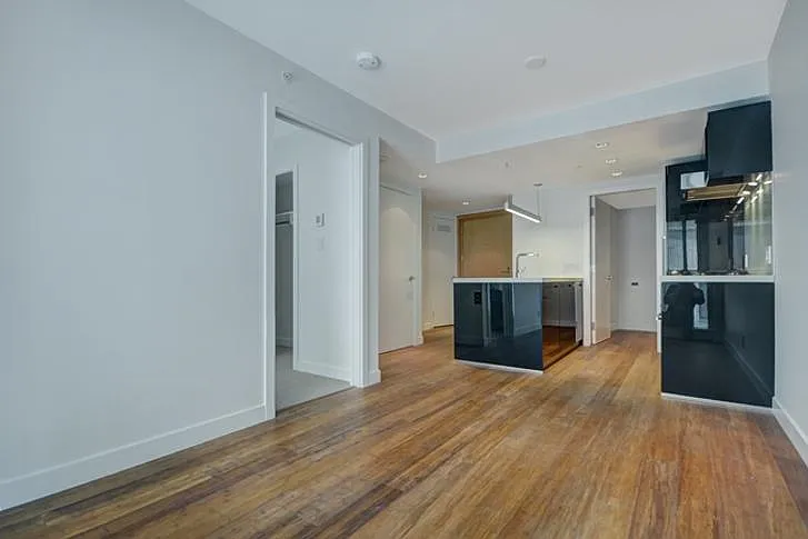 777 Richards St #1102 — Photo 11