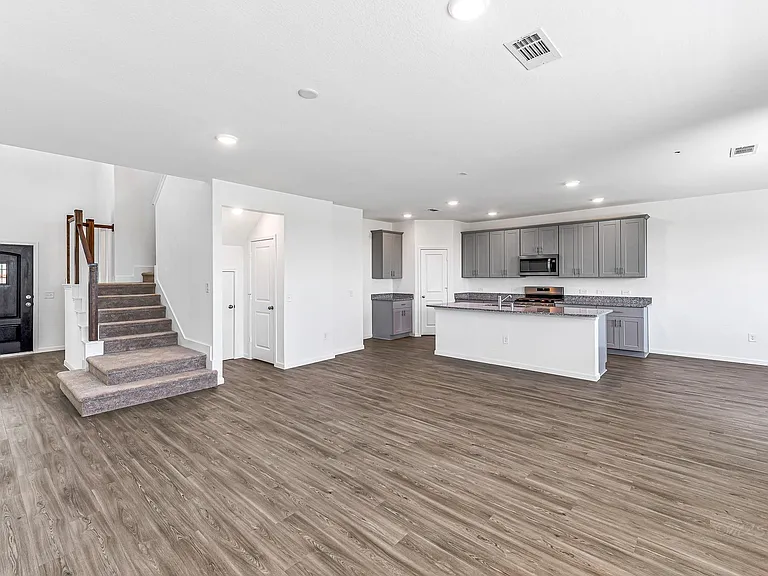 1029 Laguna Cove Dr — Photo 9