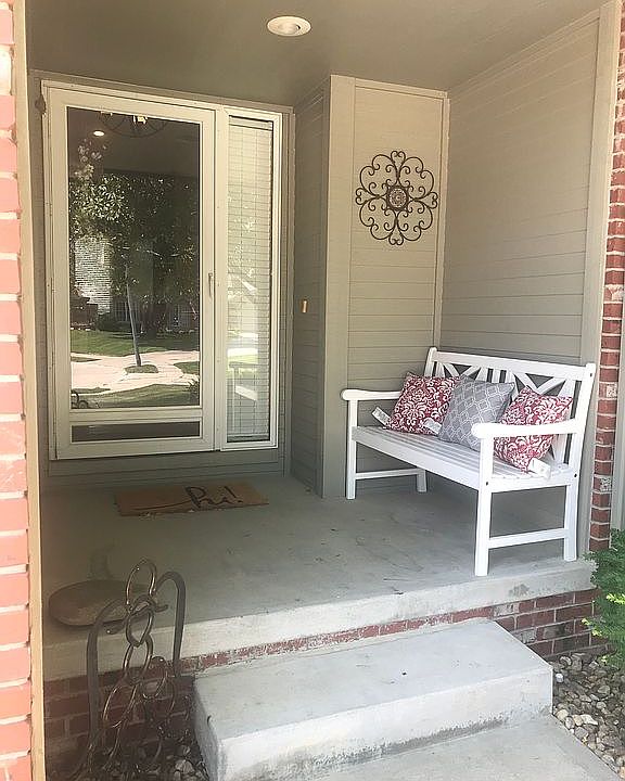 1st image of 7004 S 156th Avenue Cir