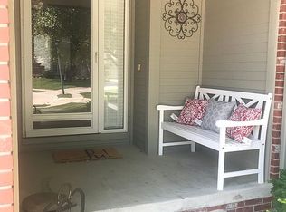 7004 S 156th Avenue Cir, Omaha, NE 68136