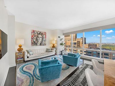 230 W 56th St APT 54F, New York, NY, 10019