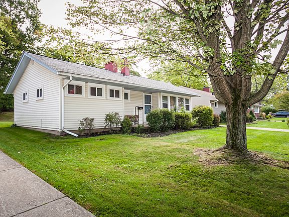 4th image of 18 Dewhurst Ave