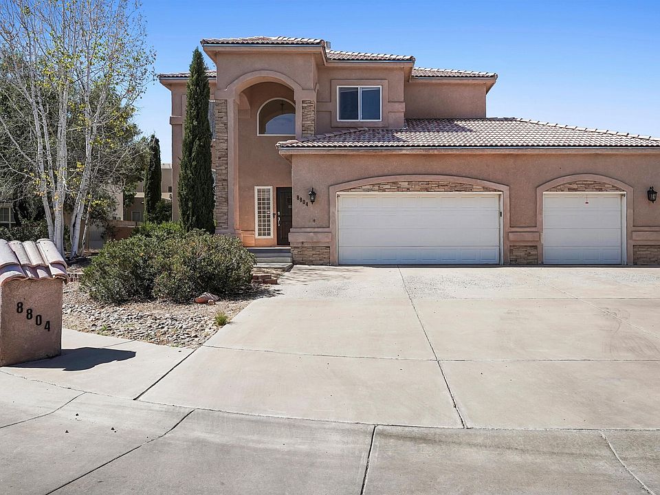 1st image of 8804 Vallejo Pl NE