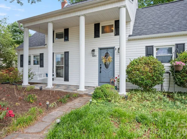 681 Tower Rd, Vale, NC 28168