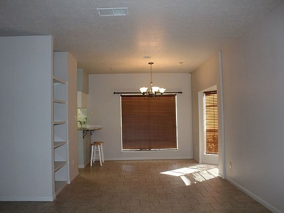 5th image of 1620 Wellington Pl APT 1302