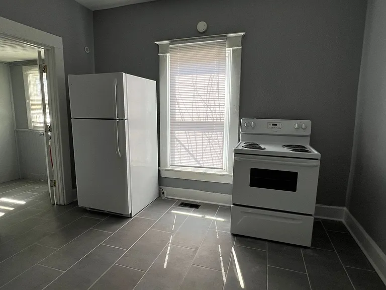 1529 Hiatt St — Photo 19