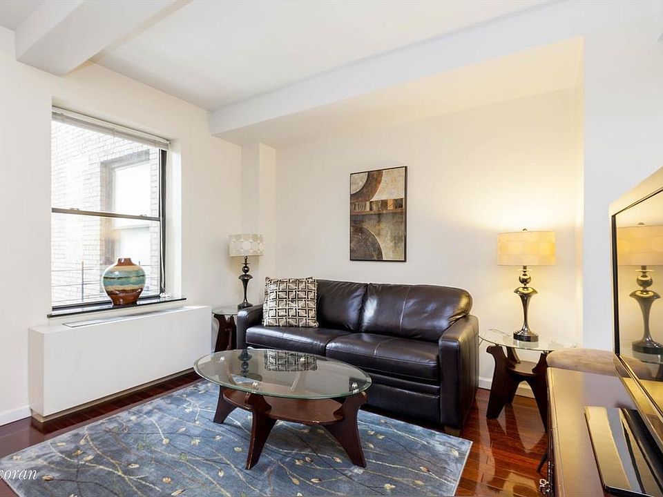 1st image of 150 W 51st St APT 1417