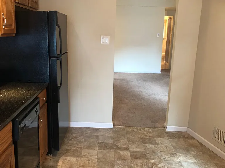 132 S 19th St #2 — Photo 14