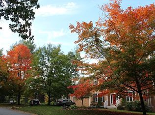 1 Woodbury Dr, Westford, MA 01886