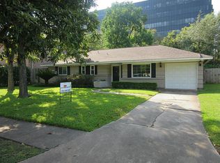 4635 Beech St, Bellaire, TX 77401