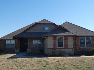 126 SW Elk Creek Loop, Cache, OK 73527