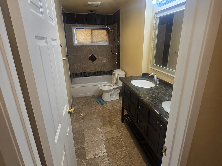 5539 Santa Margarita St — Photo 15