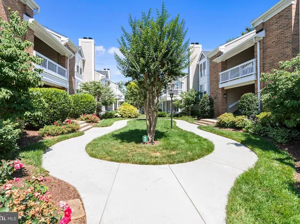 4519 28th Rd S #45, Arlington, VA 22206