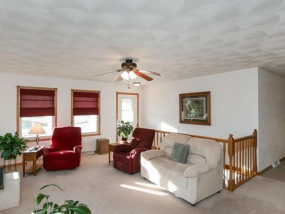 4th image of 836 Breckenridge Dr