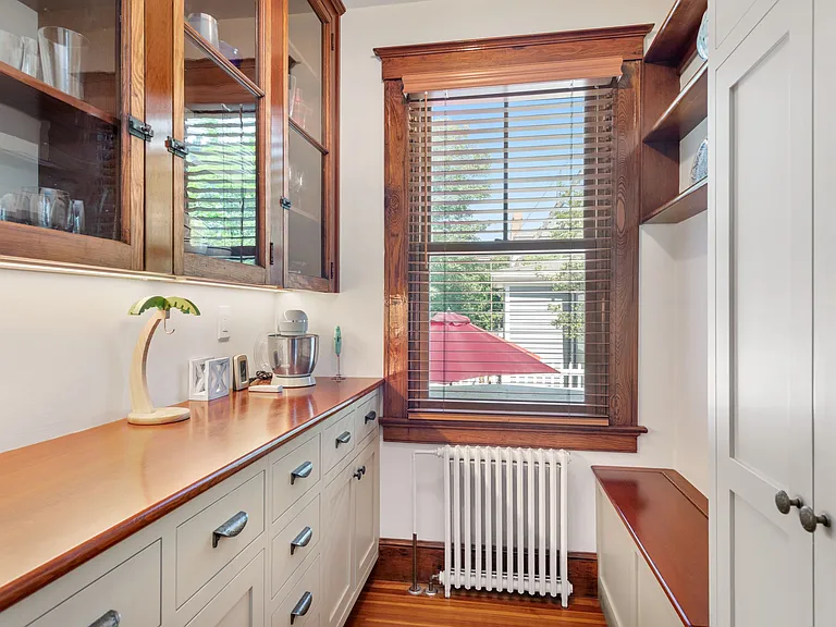 8 Bush St — Photo 30