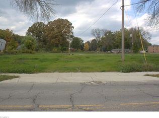 Colonial Dr, Youngstown, OH 44505