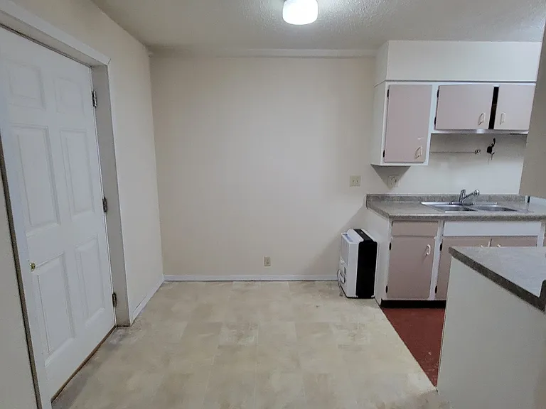 545 Birchcrest Dr #1 — Photo 6