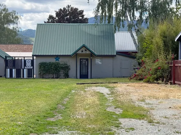 165 McFadden Dr, Manson, WA 98831