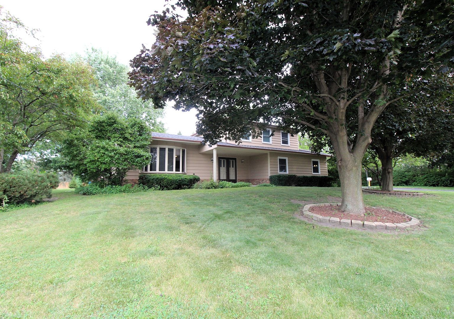 may ページ 36763 N Belle Plaine Ave, Waukegan, IL 60087 | Zillow