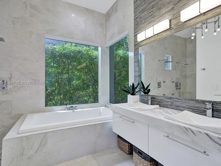 1601 Lugo Ave — Photo 8