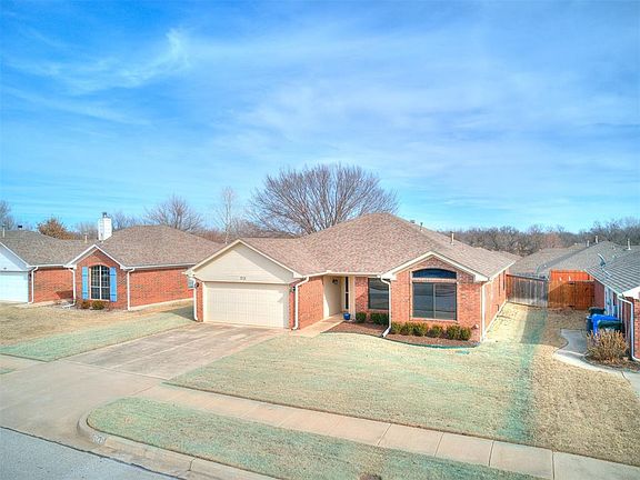 3rd image of 1721 Briarcreek