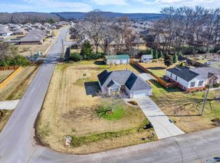 229 Tanner Point Dr, New Market, AL 35761