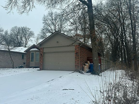2nd image of 27277 Warner Ave