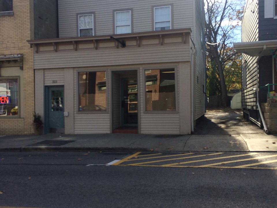 2nd image of 323 Main St #2