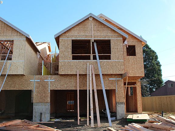 2nd image of 5960 SE Damask St Lot 39