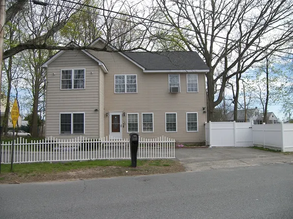 256 Fox Ave, Dracut, MA 01826