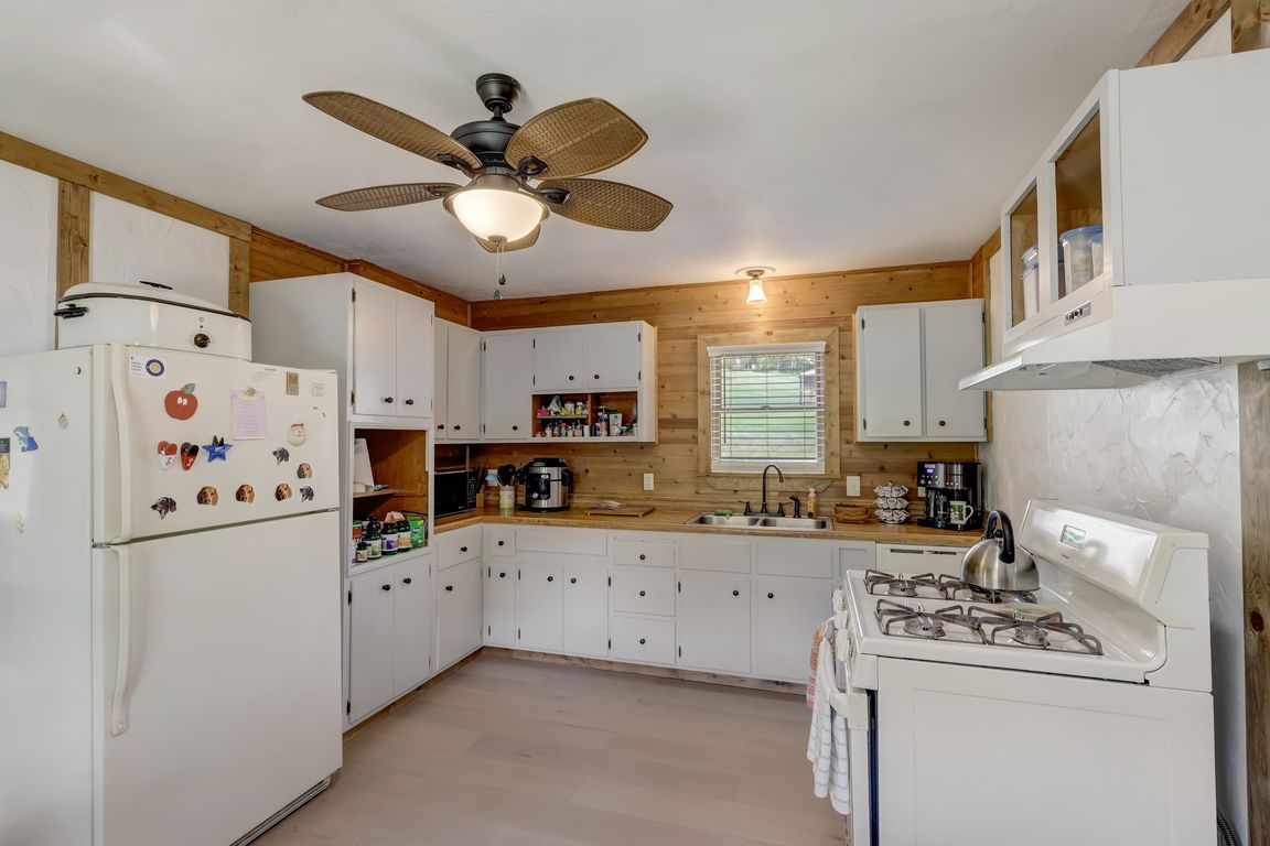 197 Millersdale Rd, Greensburg, PA 15601 MLS 1652132 Zillow