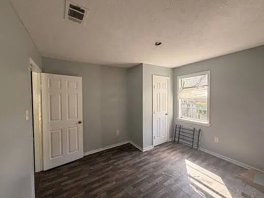 3 bed, 984 sqft, $840 — Photo 4