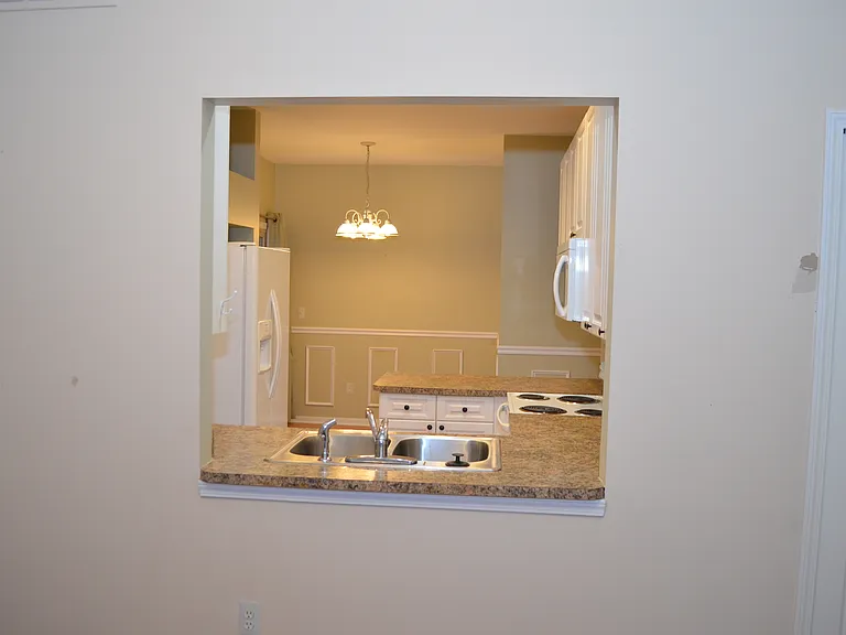 13313 Wyndemere Cir — Photo 12