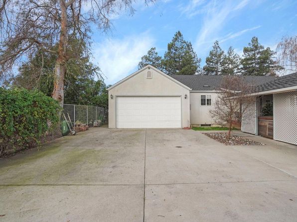 4330 W Peltier Rd, Lodi, CA 95242