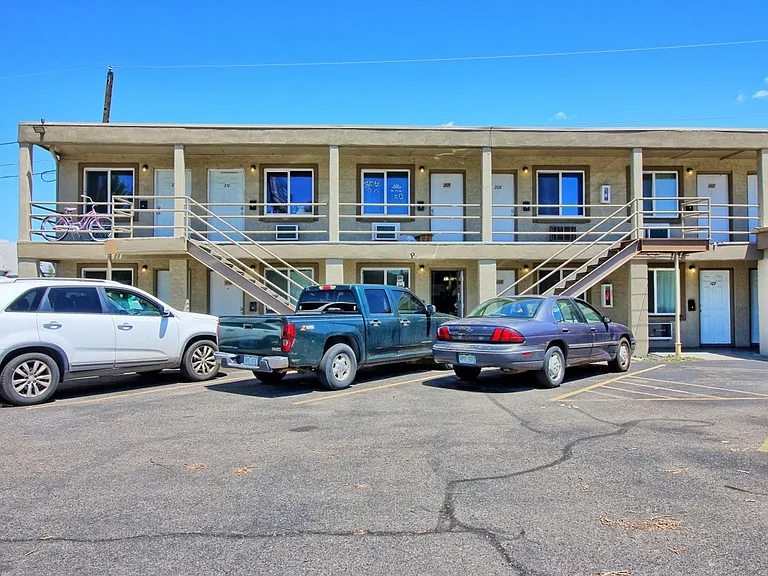 1600 North Ave — Photo 16