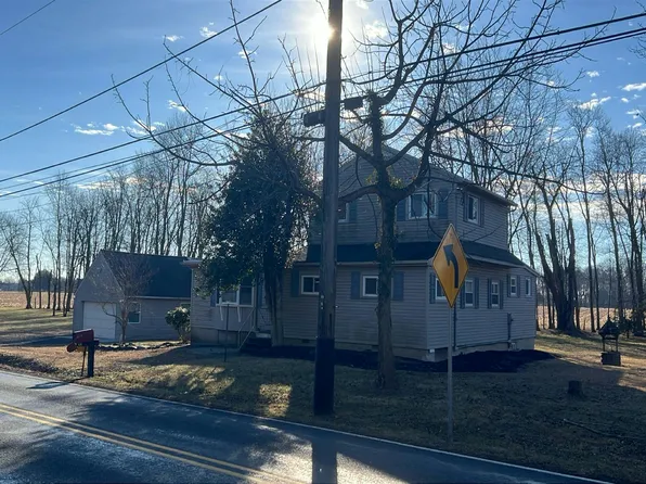 814 Dolington Rd, Newtown, PA 18940