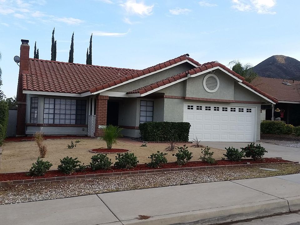 1st image of 33062 Sangston Dr