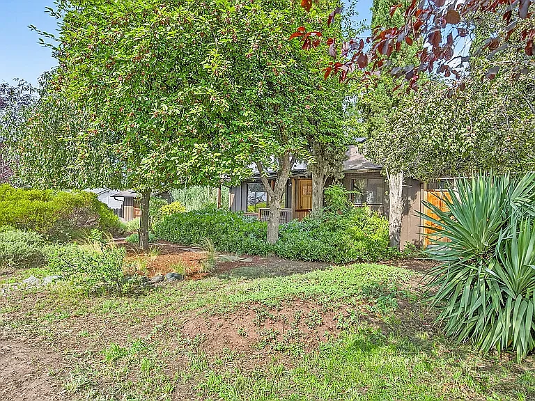 740 Park St — Photo 3