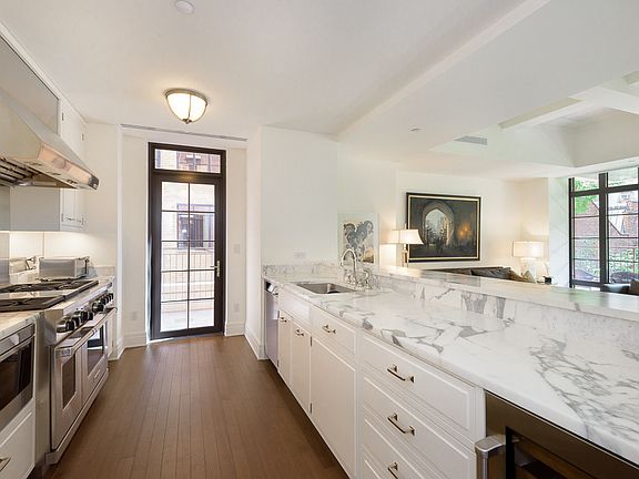 5th image of 140 W 12th St APT 200