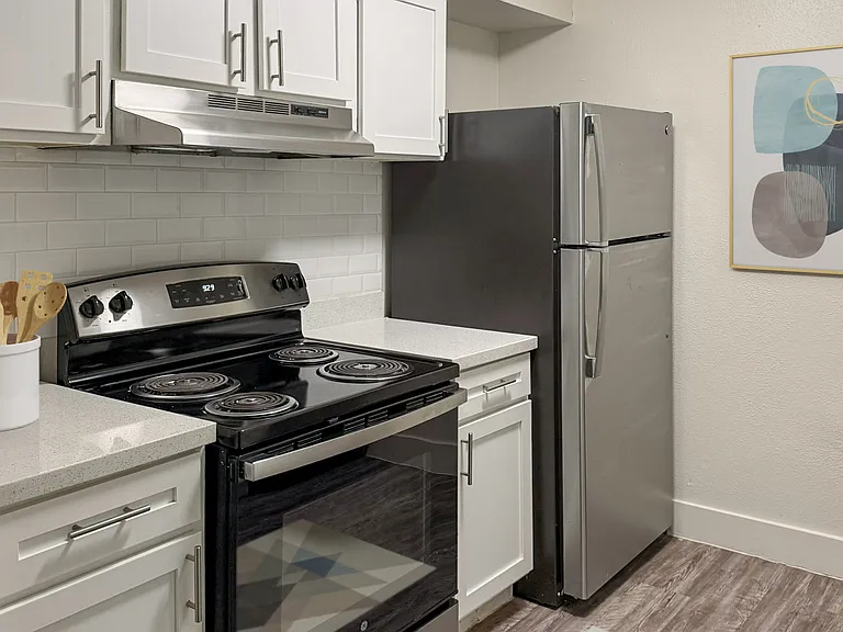 Park Colony Apartments — Photo 16