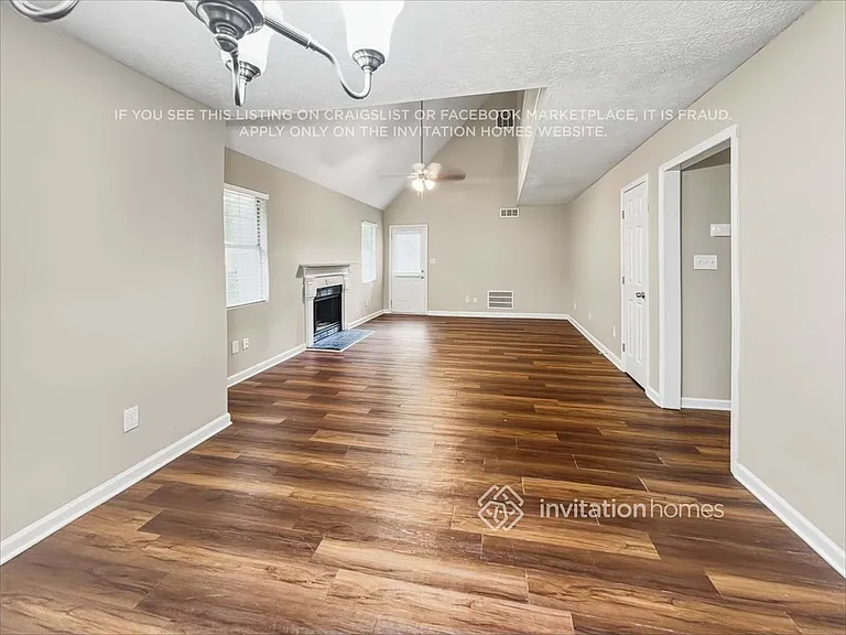 6611 Crossing Creek Point — Photo 5