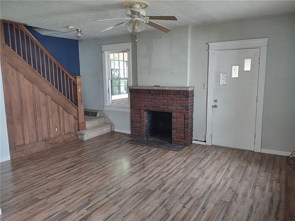 3rd image of 9 Grandview Ave